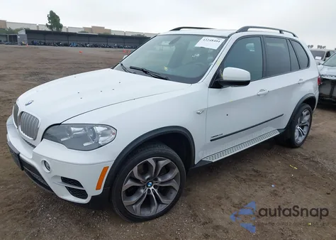 2012 BMW X5 xDrive50I z USA, uszkodzony, nr VIN 5UXZV8C58CL425093